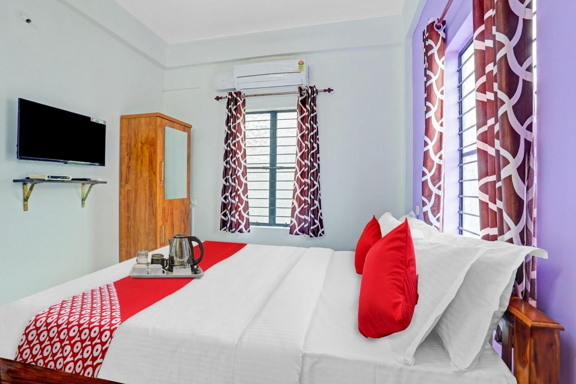 Super Hotel O Bevis Kazhakuttam Екстер'єр фото